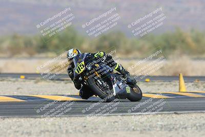 media/Dec-08-2024-CVMA (Sun) [[267e5a7075]]/Race 2-Amateur Supersport Open/